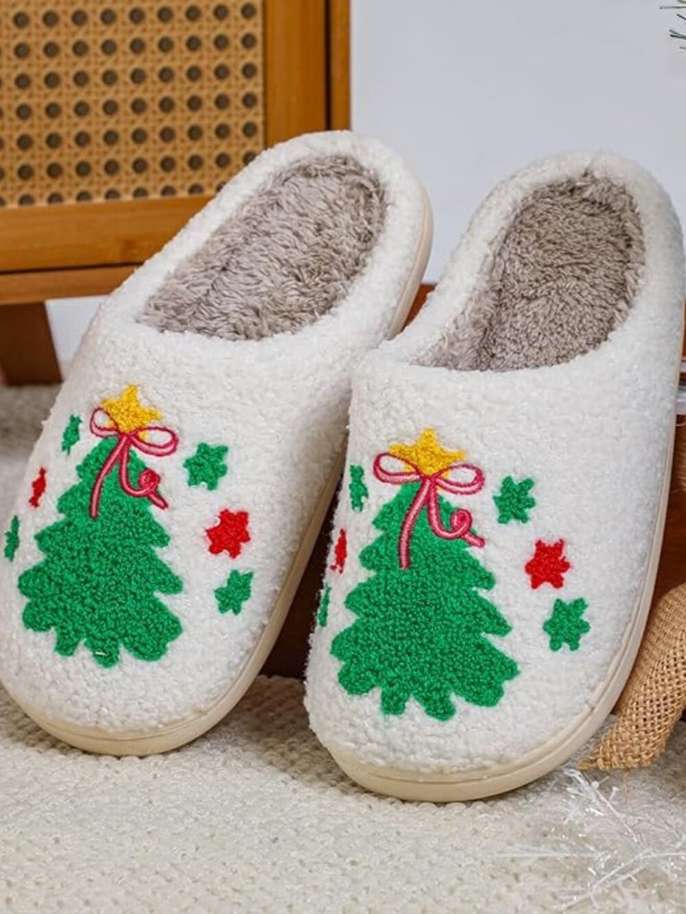 Slippers 39/40 (8.5 to 9.5) M/L Christmas Tree Memory Foam Sip On Anti-Slip Sole